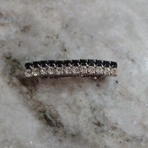 Chic Black and Silver Hair Brooch